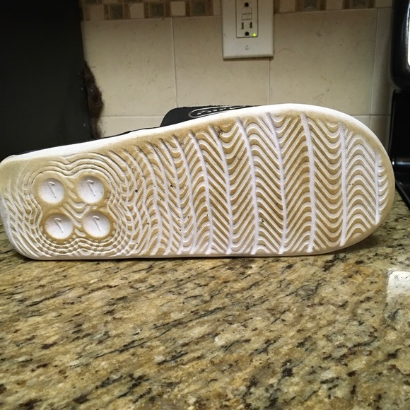 Nike men’s sauna slides size 10 - Picture 3 of 3